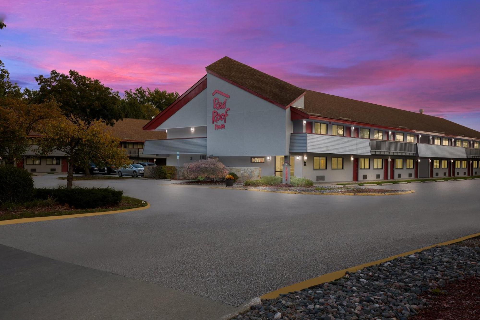 Red Roof Inn Cleveland - Westlake Buitenkant foto