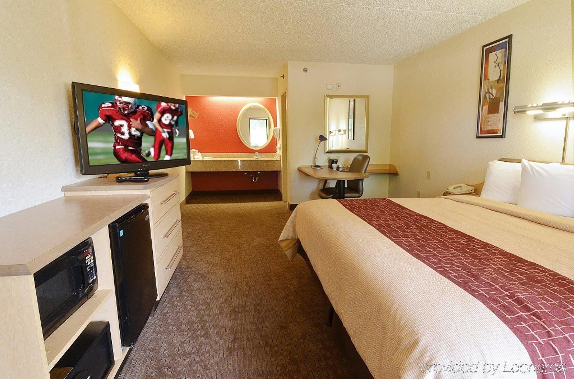 Red Roof Inn Cleveland - Westlake Buitenkant foto