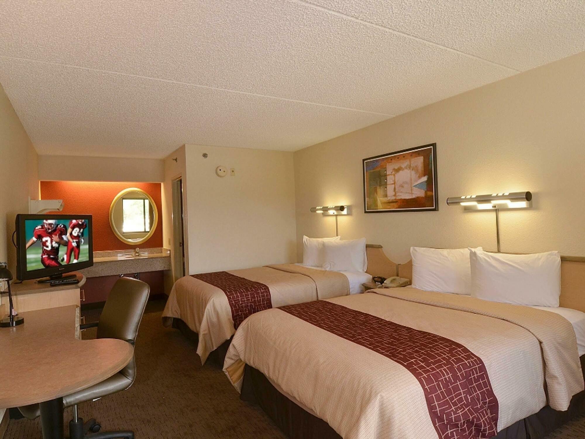 Red Roof Inn Cleveland - Westlake Buitenkant foto